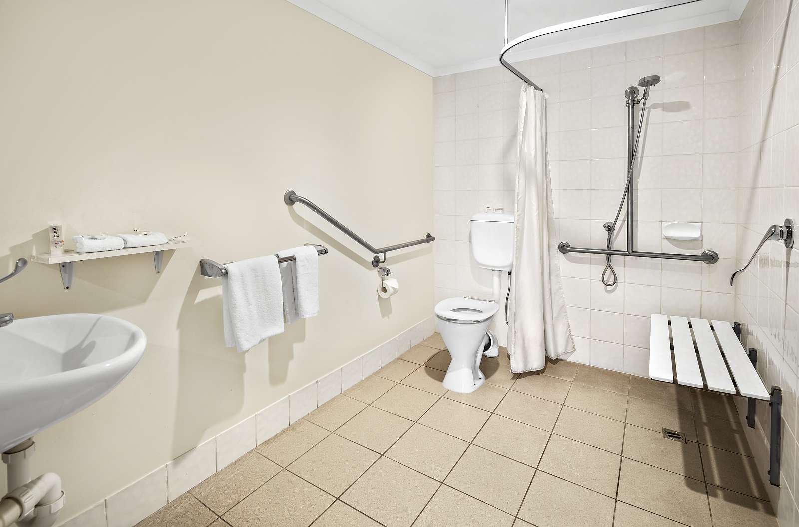 Actual Photos of a Two Bedroom Apartment Quest Mont  Albert 303-Quest-Mont--Albert-accomodation-180