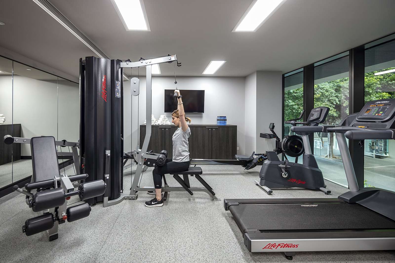 Actual Photos of a 1 Bedroom 1 Bathroom | Balcony Quest NewQuay Docklands 506-Quest-New-Quay-accomodation-8