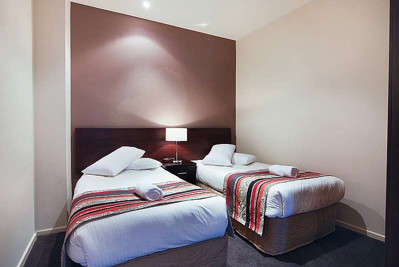 Actual Photos of a 2 Bedroom Apartment Quest on William 215-Croydon-Investments-Pty-Ltd-accomodation-4