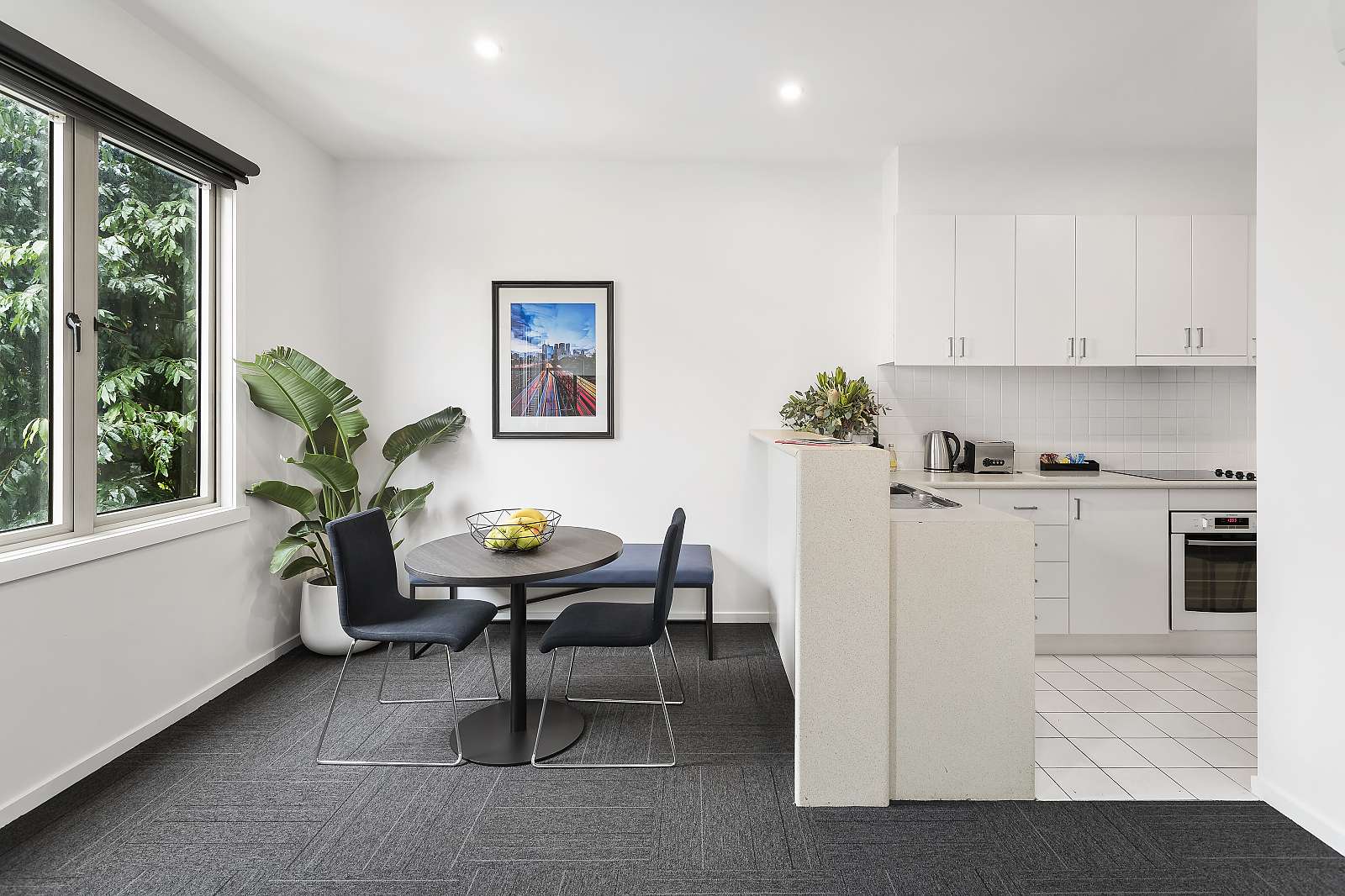 Actual Photos of a Two Bedroom Apartment Quest PRAHRAN 380-M&-K-Reynolds-Family-Trust-accomodation-6