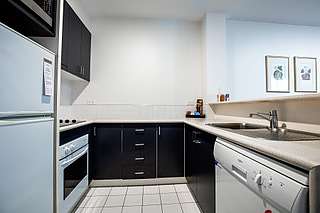 Actual Photos of a Three Bedroom Apartment Quest PRAHRAN 380-M&-K-Reynolds-Family-Trust-accomodation-6