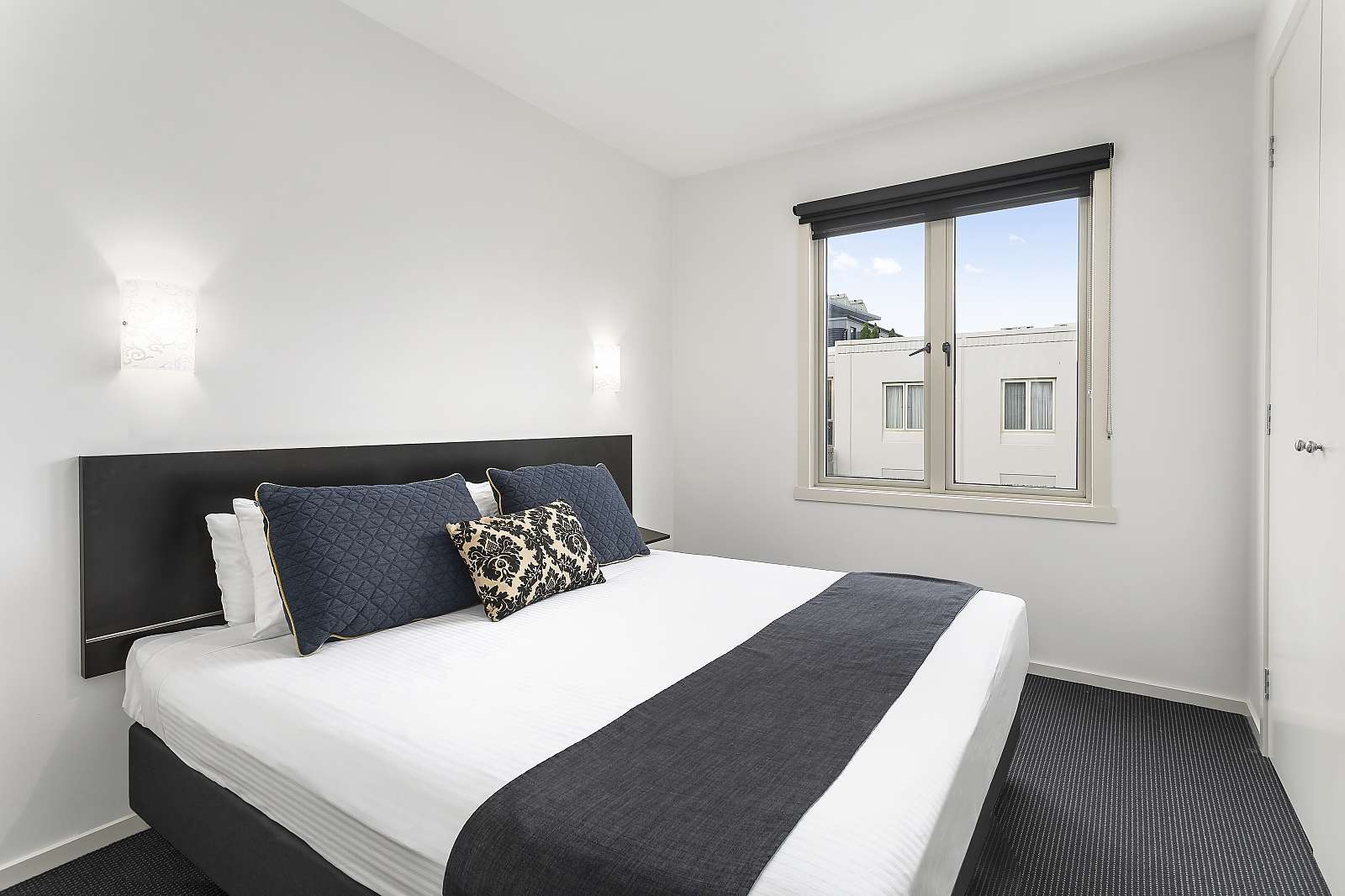 Actual Photos of a Two Bedroom Apartment Quest PRAHRAN 380-M&-K-Reynolds-Family-Trust-accomodation-6