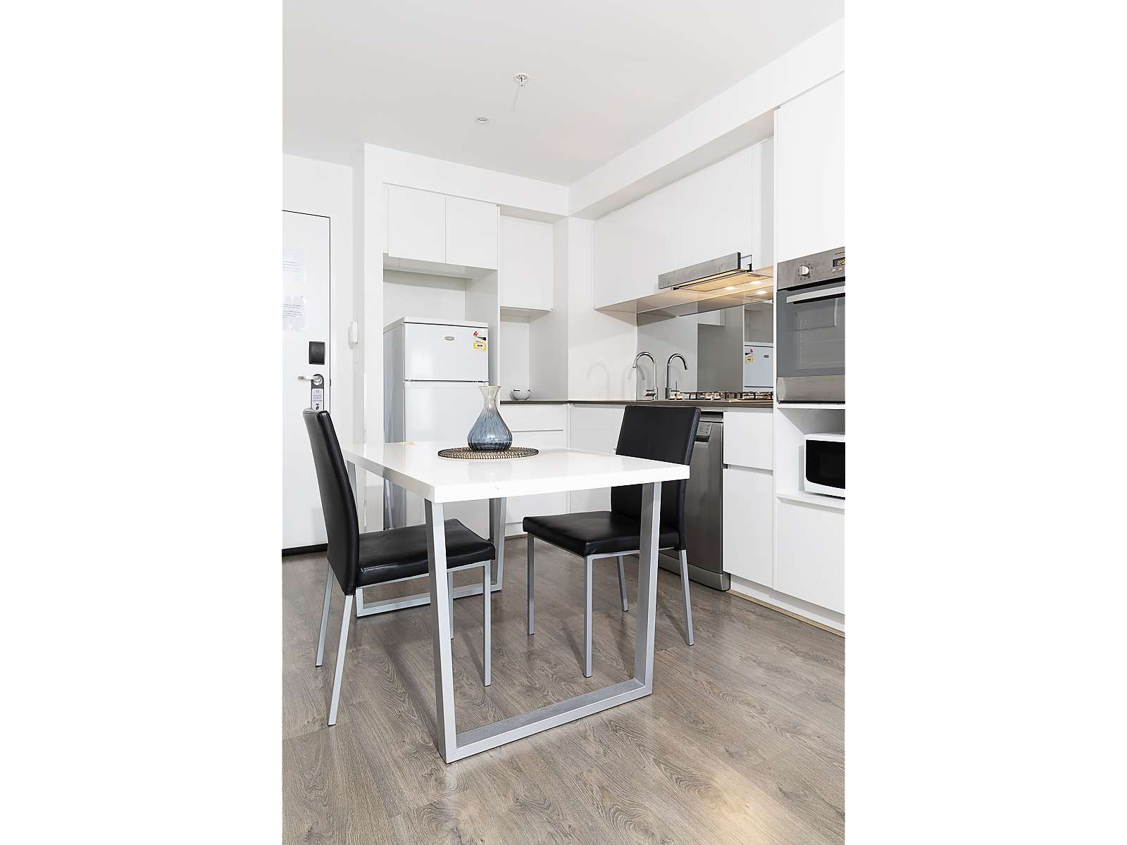 Actual Photos of a 1BedApt RNR Serviced Apartments North Melbourne 210-Rumrock-accomodation-7