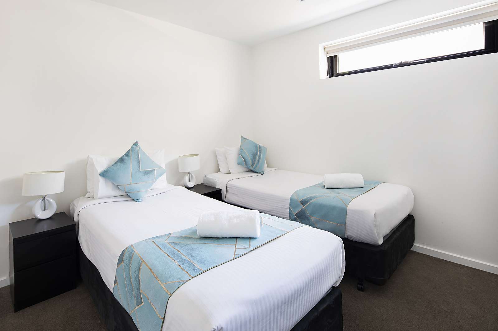Actual Photos of a Two Bedroom Apartment RNR Serviced Apartments North Melbourne 210-Rumrock-accomodation-7