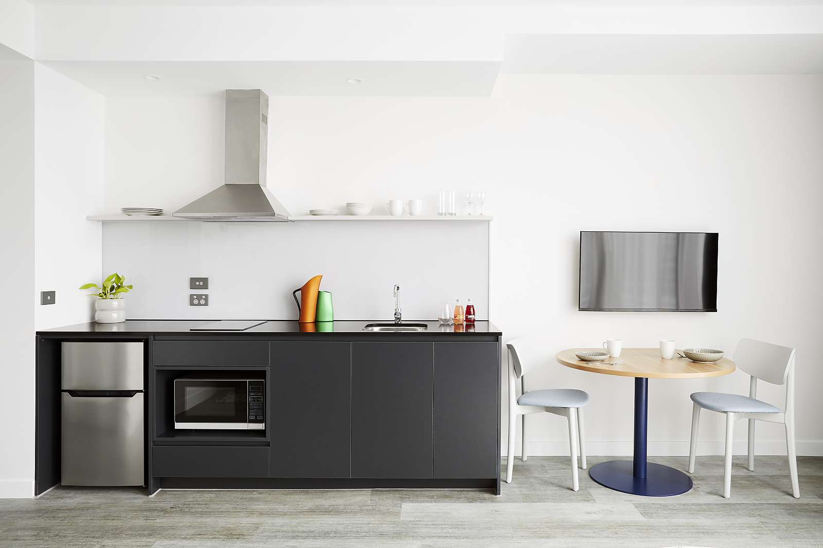 Actual Photos of a 1 bedroom 1 bathroom SCAPE SUITES AURORA 454--Scape-Aurora-Operator-Pty-Ltd-accomodation-4