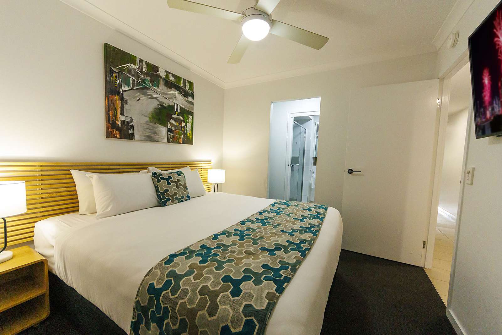 Actual Photos of a 2 Bedroom 1 Bathroom Apartment The Atrio Apartments 528-The-Atrio-Apartments-accomodation-123