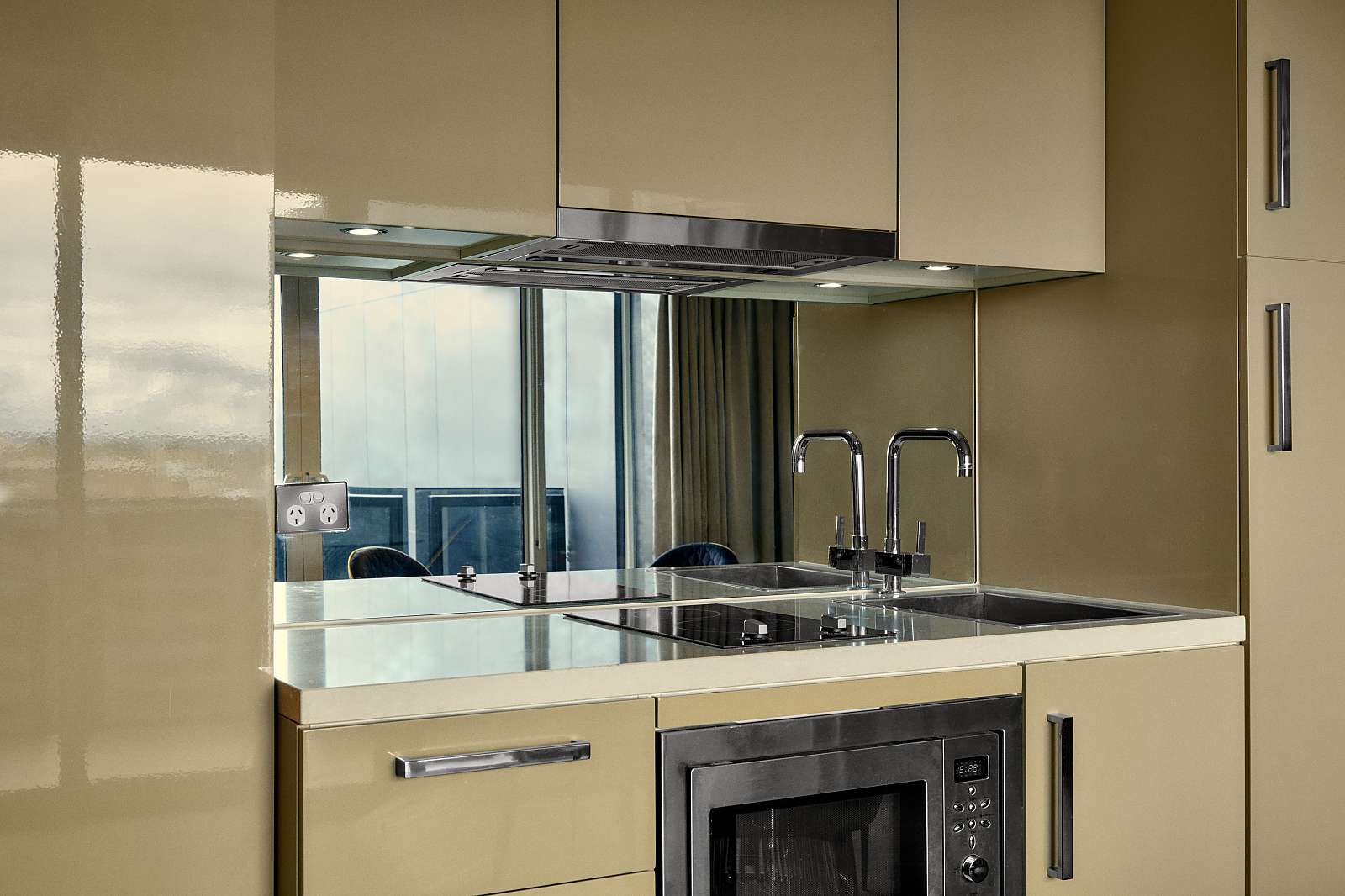 Actual Photos of a 2 Bedroom Family Dual Key The Kinson 466-452-HM-PTY-LTD-accomodation-4