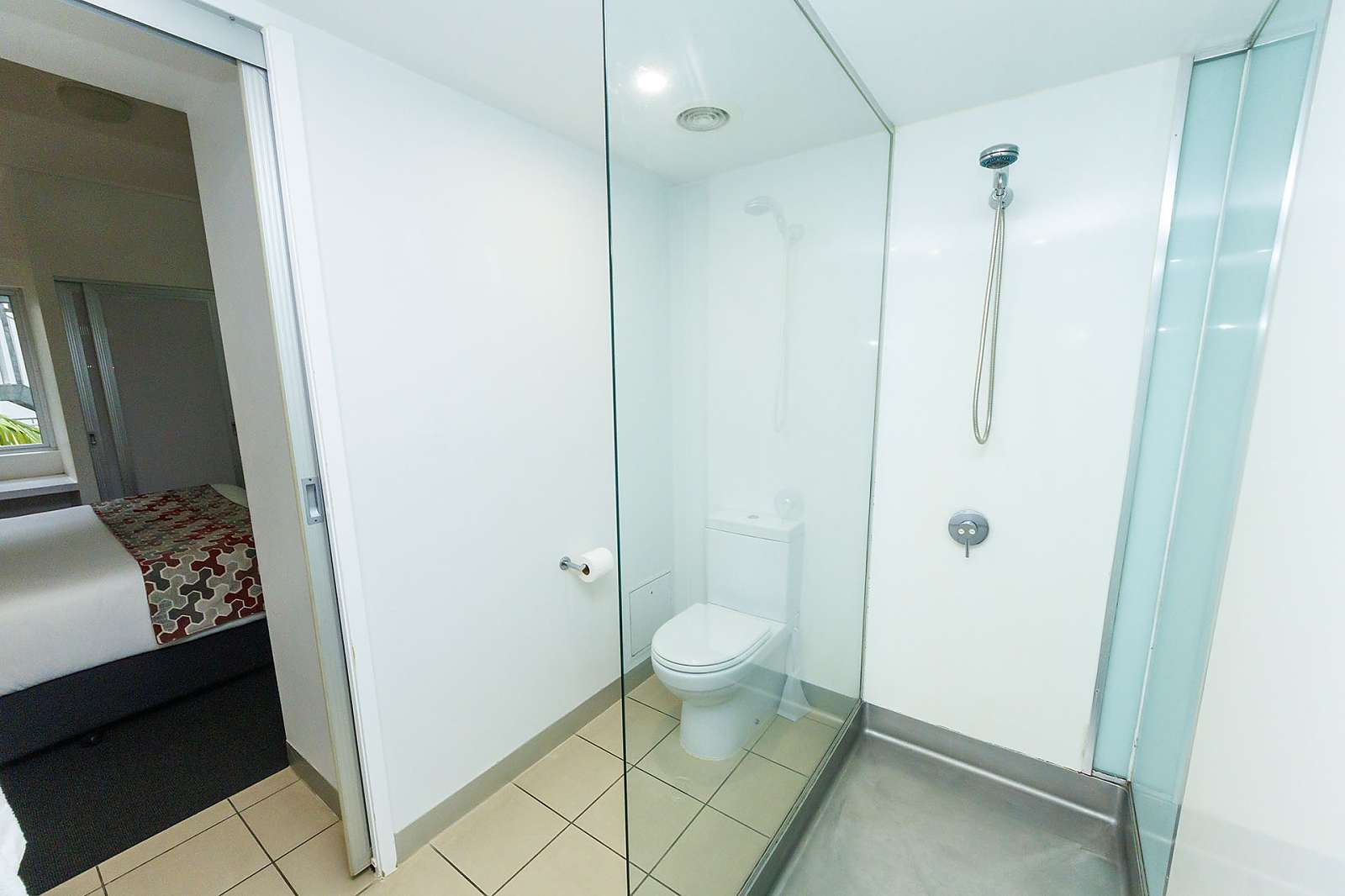 Actual Photos of a 1 Bedroom Apartment The Miro Apartments 529-The-Miro-Apartments-accomodation-123
