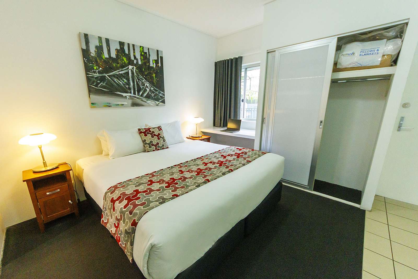 Actual Photos of a 1 Bedroom Apartment The Miro Apartments 529-The-Miro-Apartments-accomodation-123