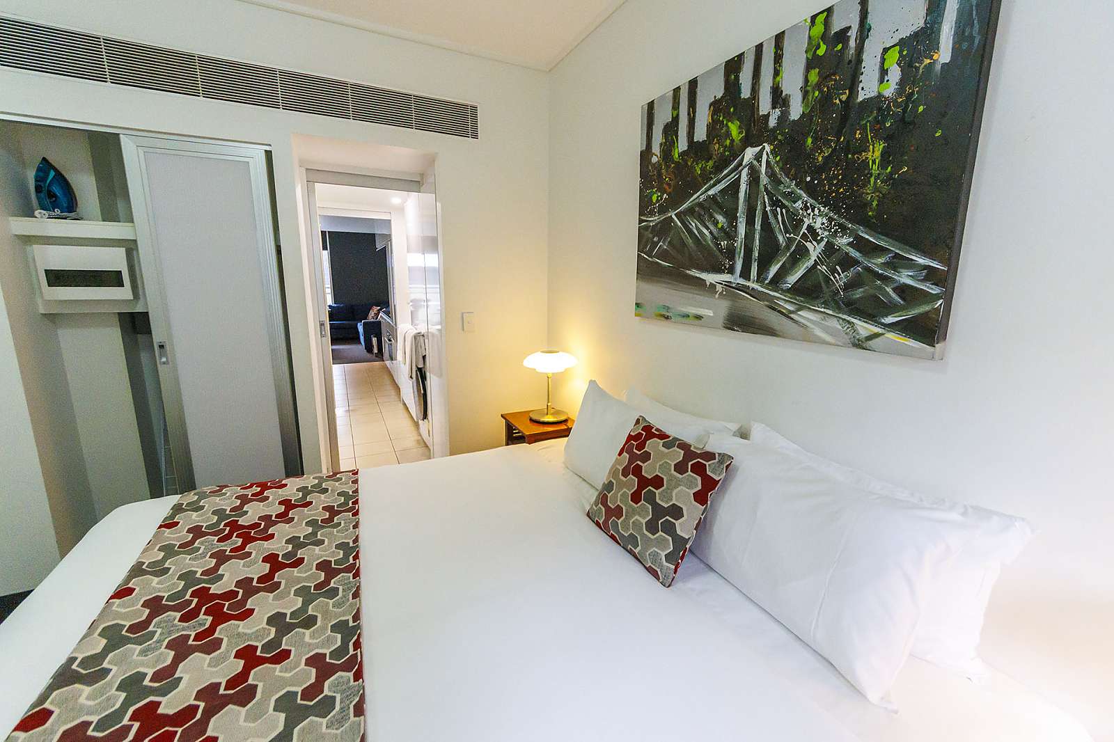 Actual Photos of a 1 Bedroom Apartment The Miro Apartments 529-The-Miro-Apartments-accomodation-123