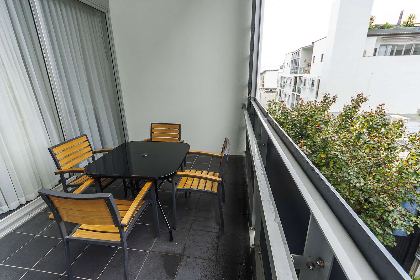 The Miro Apartments -   Apartment