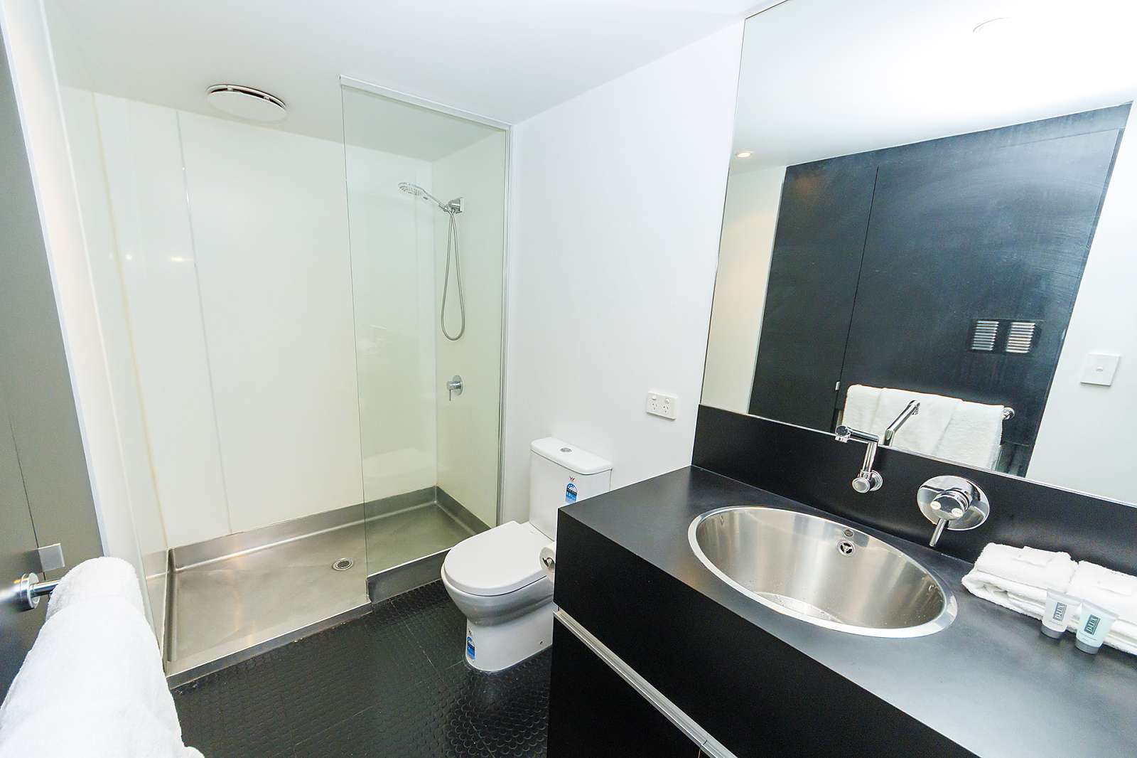 The Miro Apartments -   Apartment