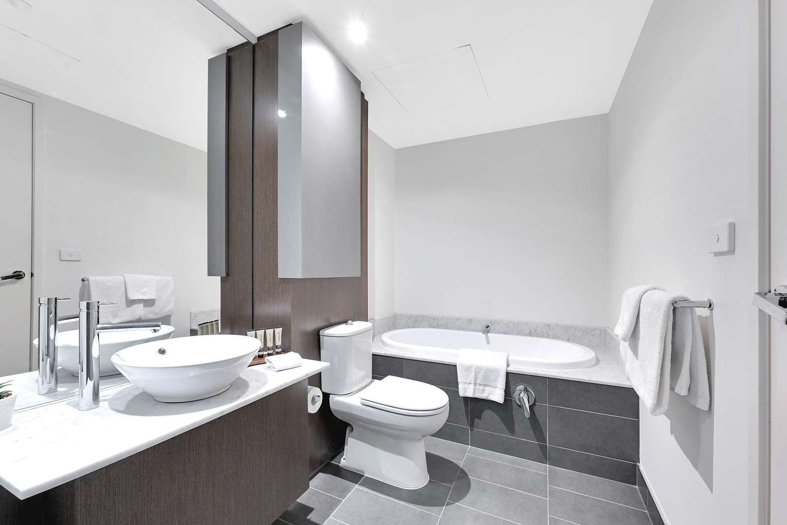 Apartment 1205 at Eureka Tower Serviced Apartments Southbank ...