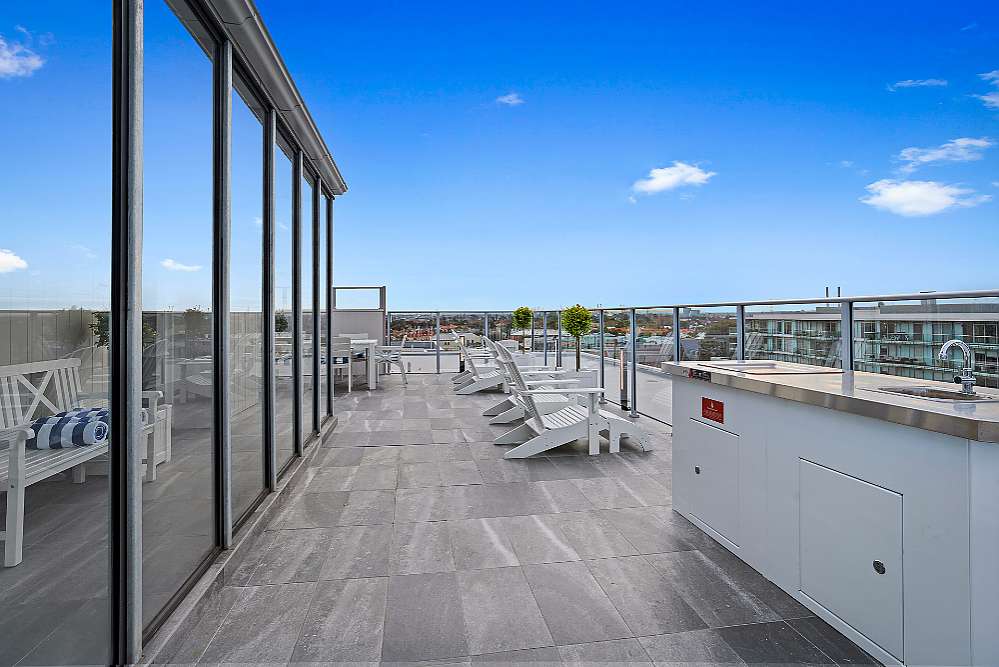 1012--1-bedrooms-accomodation-Port-Melbourne