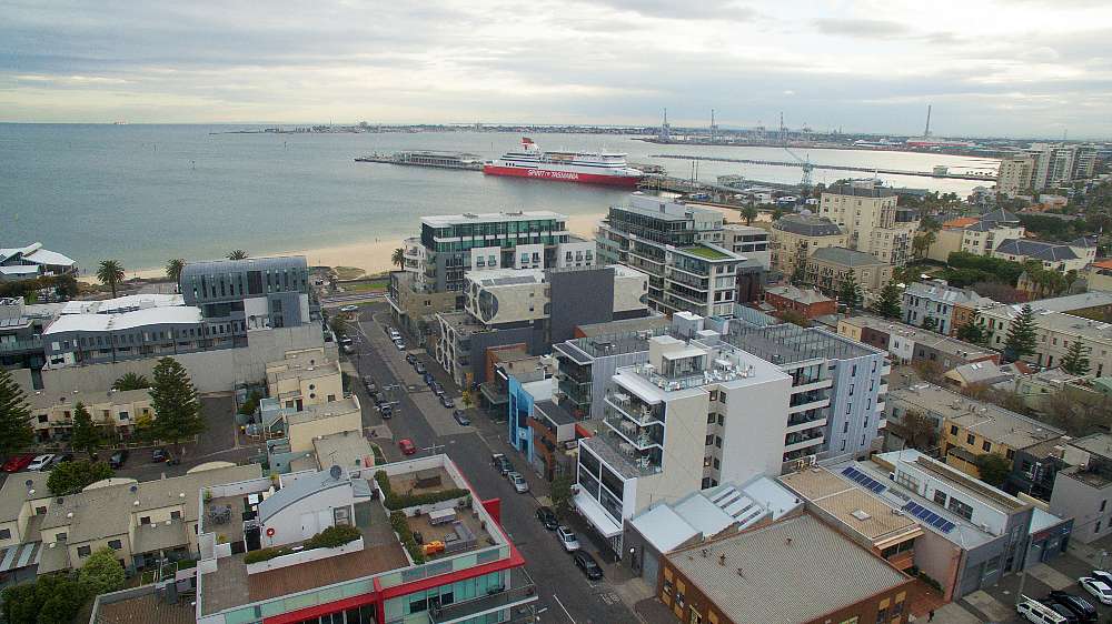 1012--1-bedrooms-accomodation-Port-Melbourne