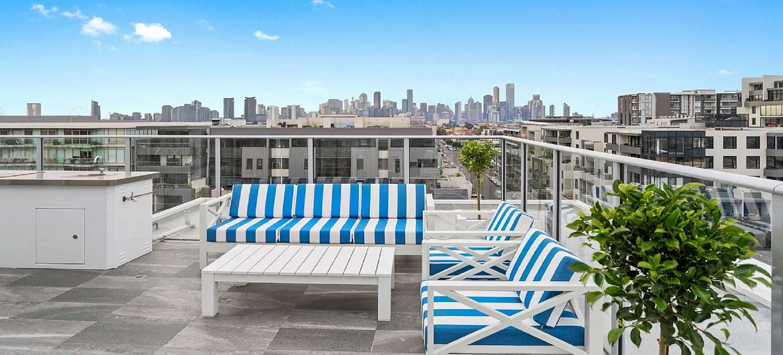 1012--1-bedrooms-accomodation-Port-Melbourne