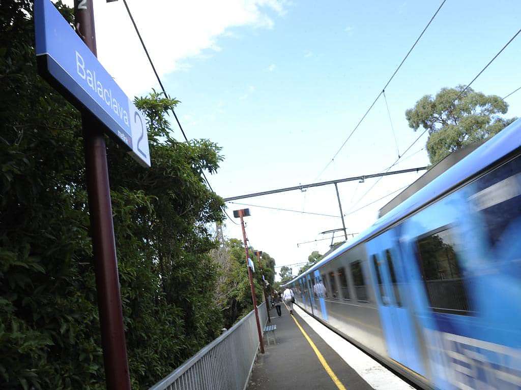 1162--1-bedrooms-accomodation-St-Kilda