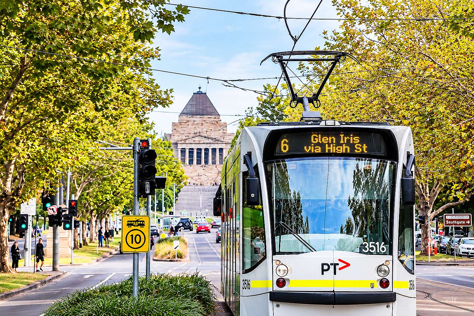 1444--2-bedrooms-accomodation-St-Kilda