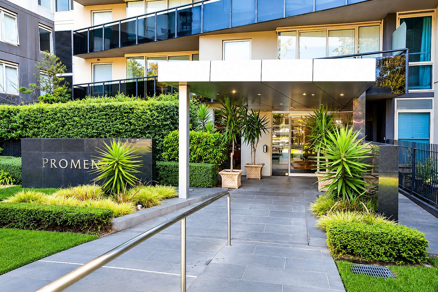 1444--2-bedrooms-accomodation-St-Kilda