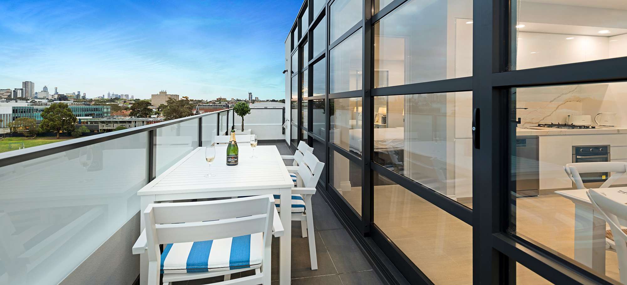 OFFICIAL SITE The Hamptons Apartments St Kilda LOWEST RATE