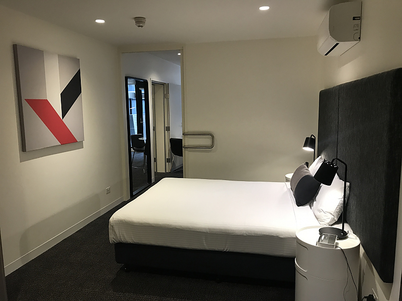 Actual Photos of a 1 Bedroom 1 Bathroom Abbotsford Residences 422-Abbotsford-Residences-accomodation-106