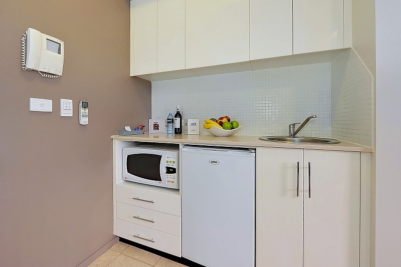 Actual Photos of a Standard Studio Apartment APX Darling Harbour 392-APX-Darling-Harbour-accomodation-255