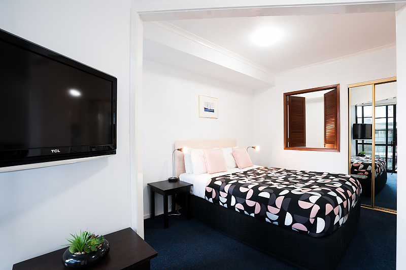 Actual Photos of a Superior One Bedroom - SUP ARROW ON SPENCER HARBOURLIGHT APARTMENT HOTEL 388-HARBOURLIGHT-AUST-PTY-LTD-accomodation-4