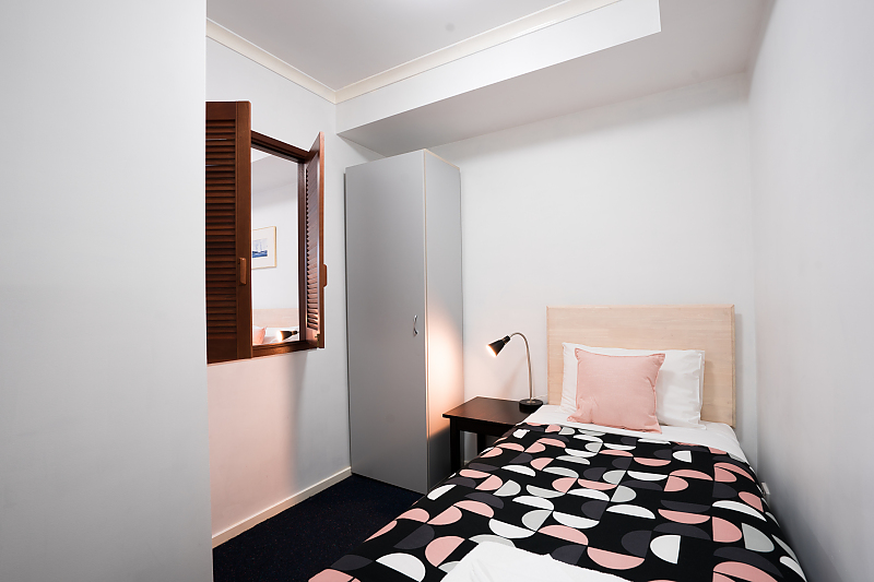 Actual Photos of a Superior One Bedroom - SUP ARROW ON SPENCER HARBOURLIGHT APARTMENT HOTEL 388-HARBOURLIGHT-AUST-PTY-LTD-accomodation-4