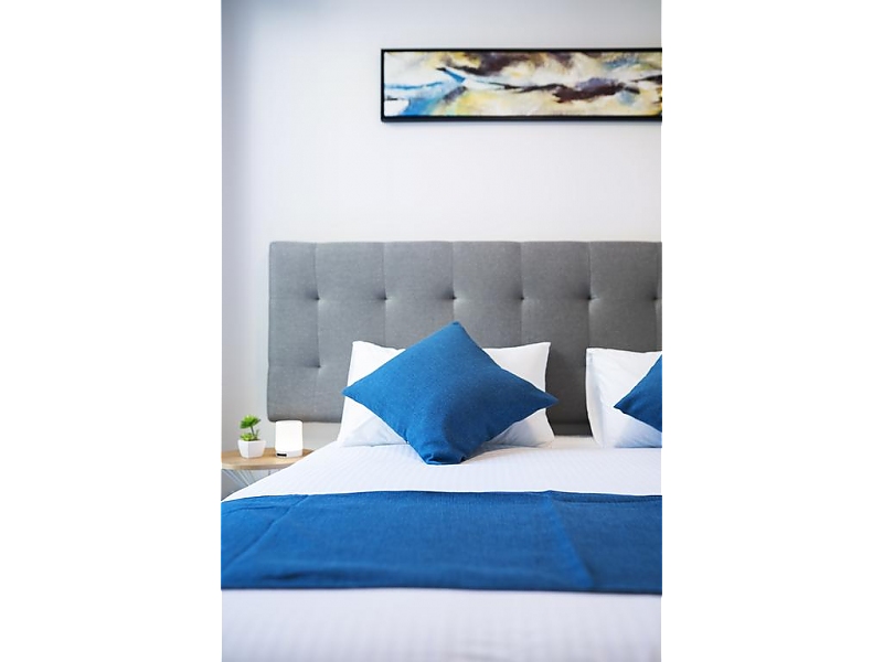 346-Five-Pawns-Serviced-Apartments-accomodation-Brunswick