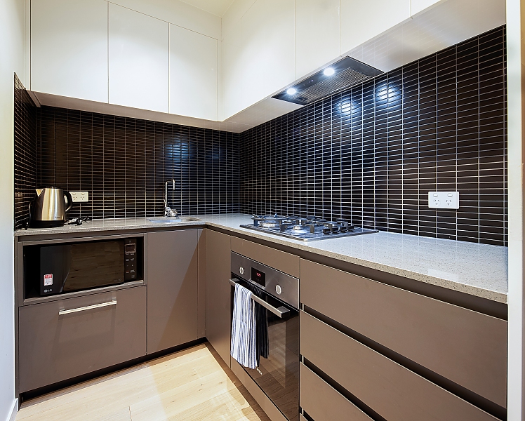 346-Five-Pawns-Serviced-Apartments-accomodation-Brunswick