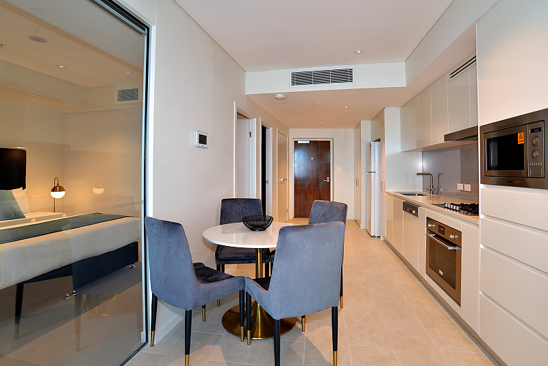 Actual Photos of a 2 Bedroom 1 Bathroom Brisbane Skytower 487-Song-Properties-accomodation-246