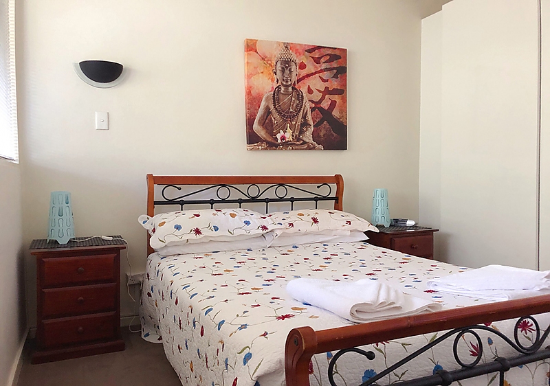 Actual Photos of a Large 1 Bedroom Unit Canberra Short Term and Holiday Accommodation 129-Manbrig-Pty-Ltd.-accomodation-Canberra