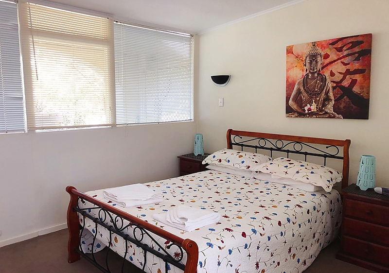 Actual Photos of a Large 1 Bedroom Unit Canberra Short Term and Holiday Accommodation 129-Manbrig-Pty-Ltd.-accomodation-Canberra