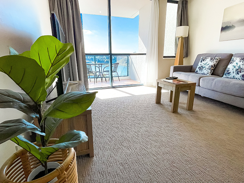 Actual Photos of a 1 Bedroom 1 Bathroom | Balcony Central Dockside Apartments 108-Central-Dockside-Apartments-accomodation-71