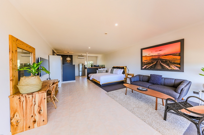 Actual Photos of a Luxury Beach Studio Apartment COAST Motel and Apartments 293-COAST-Motel-and-Apartments-accomodation-Port-Noarlunga-South