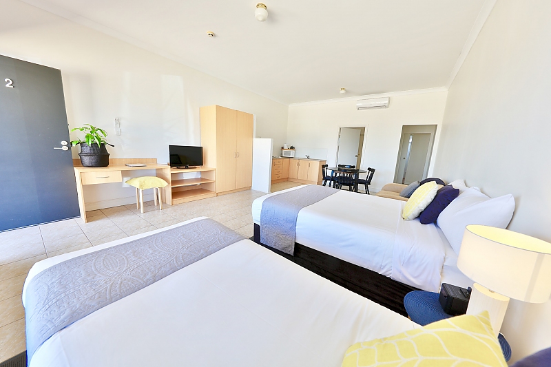 Actual Photos of a 1 Bedroom Family Apartment COAST Motel and Apartments 293-COAST-Motel-and-Apartments-accomodation-Port-Noarlunga-South