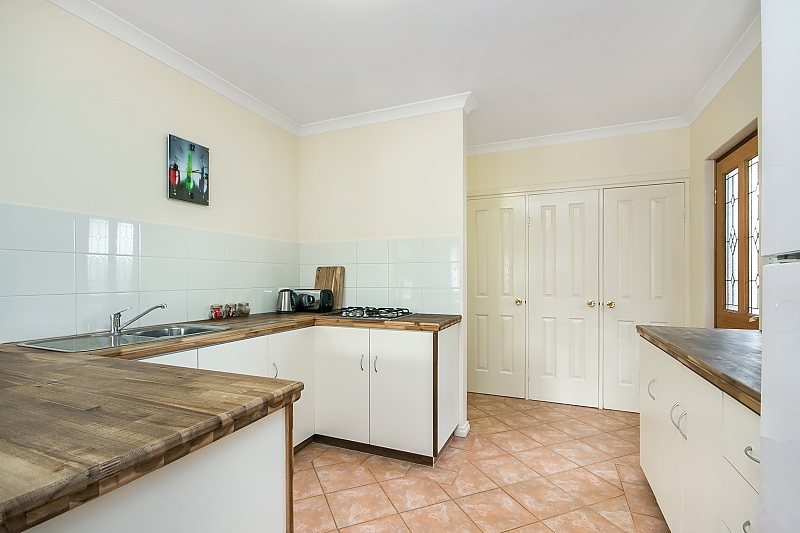 Actual Photos of a KARINYA - 2 bedroom suite Coranda Lodge 69-Coranda-Lodge-B-&-B-accomodation-40