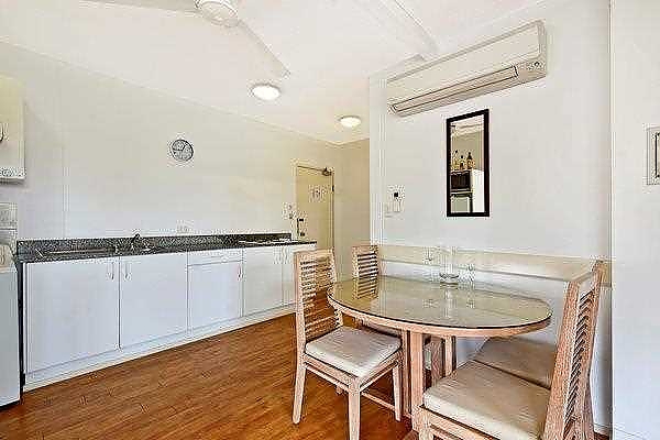 Actual Photos of a Standard 2 Bedroom Cullen Bay Resorts 409-Tarhf-2-Pty-Ltd-accomodation-251