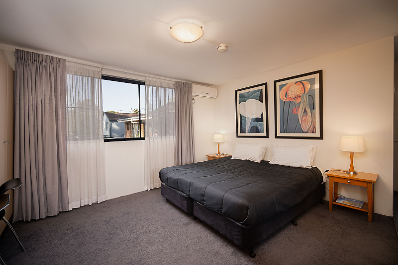 Actual Photos of a Studio Apartment Drummoyne Furnished Apartments 458-Drummoyne-Furnished-Apartments-accomodation-67