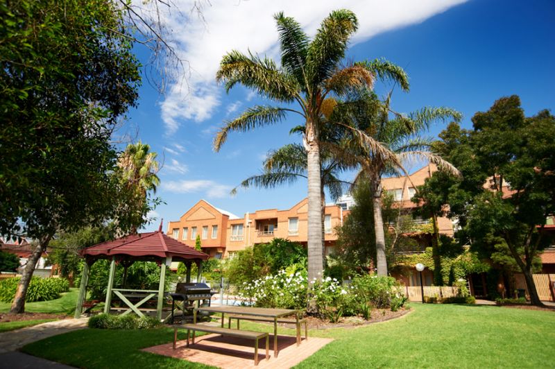 Fitzroy Gardens Residence Fitzroy Serviced Apartments