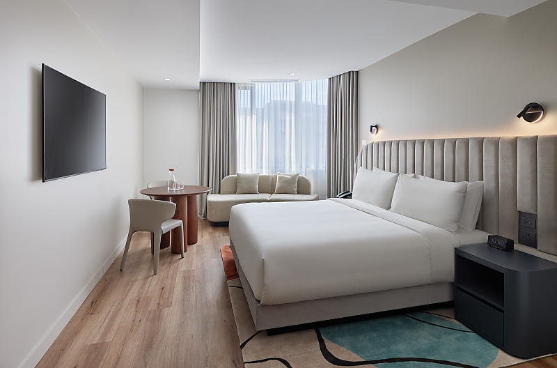 Actual Photos of a King Bed Den Hyatt House South Melbourne 524-Hyatt-House-South-Melbourne-accomodation-10