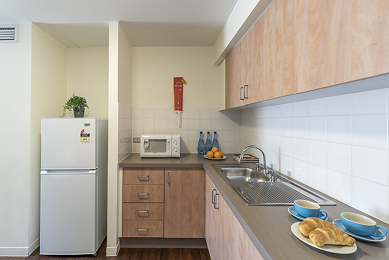 Actual Photos of a 2 Bedroom 1 Bathroom Ibis Melbourne Hotel and Apartments 446-Iris-hotels-melbourne-Operations-PTY-LTD-accomodation-4