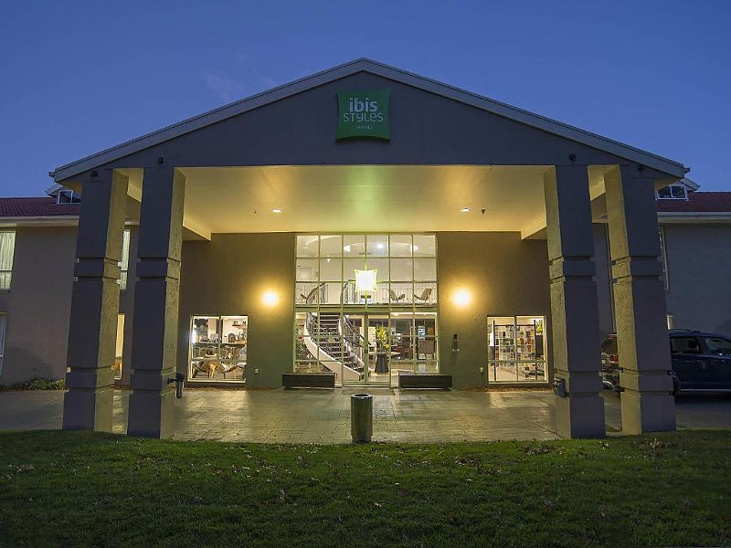 530-NARRABUNDAH-HOTEL-MANAGEMENT-PTY-LIMITED-accomodation-83