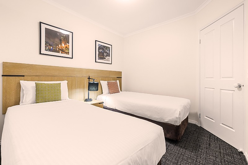 427-Kew-Junction-Residences-accomodation-31
