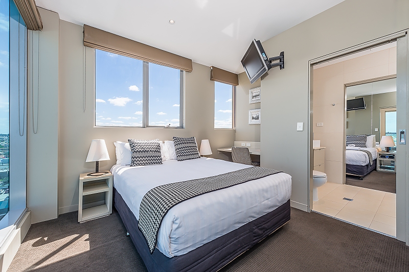 Actual Photos of a 2 Bed Deluxe Mantra Bell City 39-Bell-City-Hotel-Management-Pty-Ltd-accomodation-11