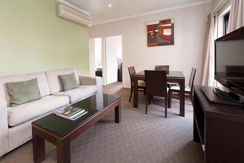 301-Pacific-Apartments-From-Street-Pty-Ltd-accomodation-Adelaide-CBD
