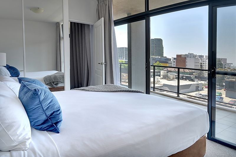 Actual Photos of a 2 Bed 2 Bath Superior |Balcony Mantra Wollongong 535-LTZ-Business-Pty-Ltd-ATF-LTZ-Business-Unit-Trust-accomodation-293