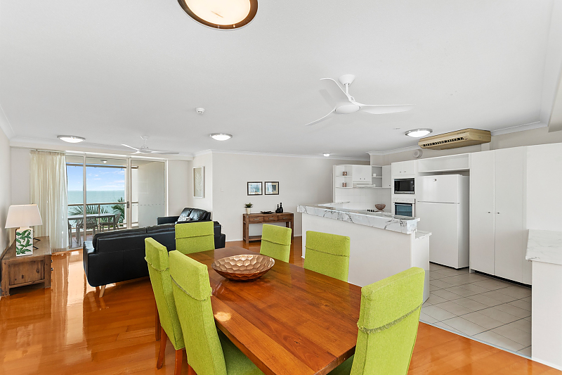 Actual Photos of a Three Bedroom Standard  Mariners North Holiday Apartments 368-Mariners-North-Holiday-Apartments-accomodation-278