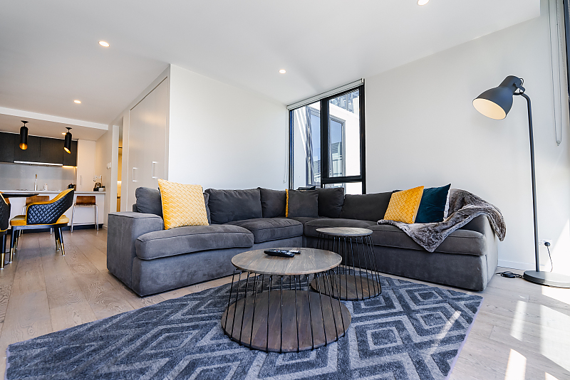 Melbourne City Apartments -   Apartment