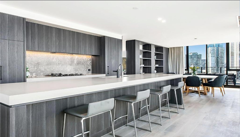 Actual Photos of a 3Bed 3Bath Penthouse | Balcony Melbourne City Apartments 543-MELBOURNE-CITY-APARTMENTS-MANAGEMENT-PTY-LTD-accomodation-10